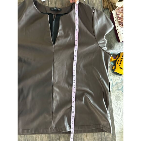 Banana Republic Brown Chocolate Espresso Polyurethane Blouse Size XL NWT - Picture 9 of 10